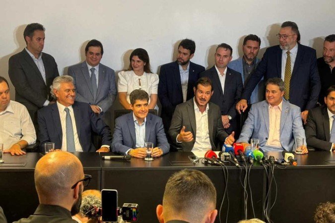 Convenção do União Brasil, na sede nacional do partido em Brasília, que elegeu o novo diretório nacional do partido em 29/02/2024, que tará na presidência o advogado Antônio de Rueda e na vice o ex-prefeito de Salvador, Antônio Carlos Magalhães Neto, o ACM Neto. - (crédito: Henrique Lessa / CB / D.A. Press) Convenção do União Brasil, na sede nacional do partido em Brasília, que elegeu o novo diretório nacional do partido em 29/02/2024, que tará na presidência o advogado Antônio de Rueda e na vice o ex-prefeito de Salvador, Antônio Carlos Magalhães Neto, o ACM Neto. - (crédito: Henrique Lessa / CB / D.A. Press)