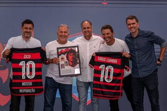 Zico também participou de uma palestra para equipes do feminino e da base do Flamengo - (crédito: - Foto: Paula Reis/Flamengo) Zico também participou de uma palestra para equipes do feminino e da base do Flamengo - (crédito: - Foto: Paula Reis/Flamengo)