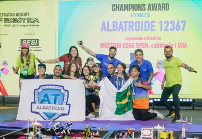 A equipe Albatroid foi a quarta finalista do pr&ecirc;mio principal da competi&ccedil;&atilde;o -  (crédito: Victor Hugo Pessoa/Sistema Fibra)