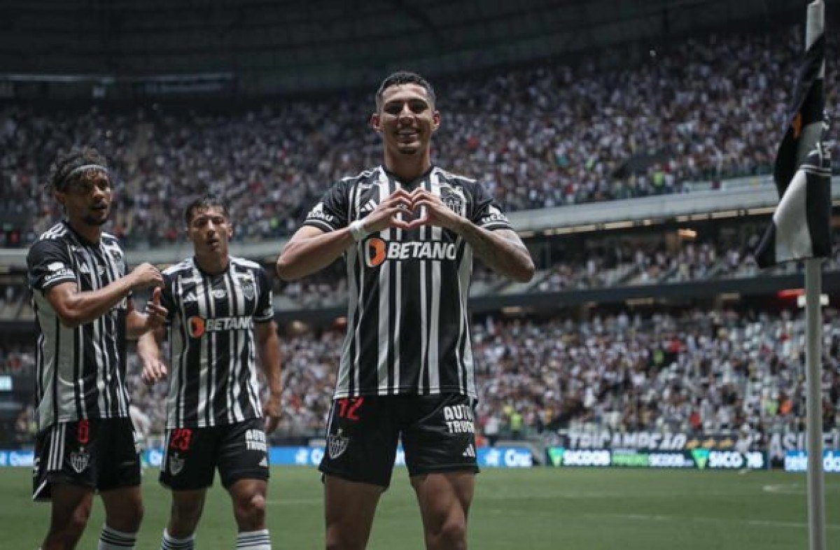 Base ajuda Atlético a vencer Ipatinga e assegurar classificação no Mineiro
