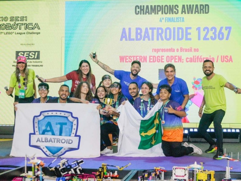 A equipe Albatroid foi a quarta finalista do pr&ecirc;mio principal da competi&ccedil;&atilde;o -  (crédito: Victor Hugo Pessoa/Sistema Fibra)