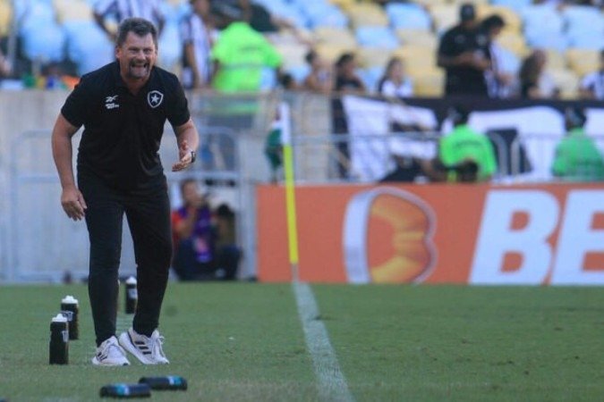 Marlon Freitas fez dois gols para o Botafogo na vitória por 4 a 2 sobre o Fluminense - (crédito: Foto: Vitor Silva/Botafogo) Marlon Freitas fez dois gols para o Botafogo na vitória por 4 a 2 sobre o Fluminense - (crédito: Foto: Vitor Silva/Botafogo)