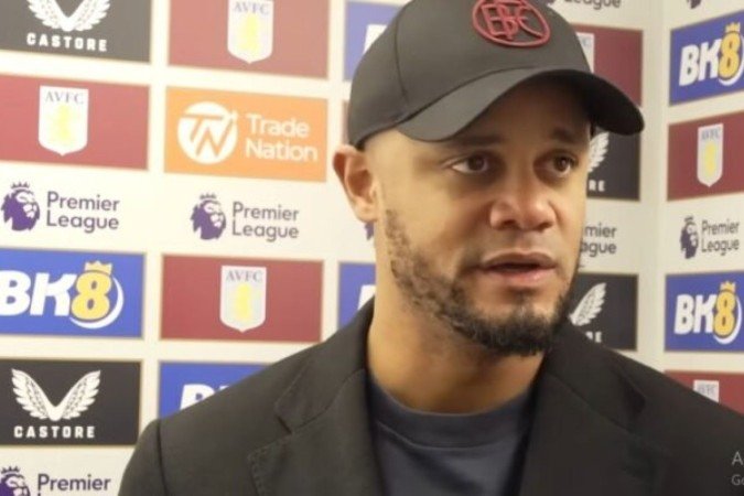 Kompany volta a ver o seu time perder em casa e seguir afundado na zona de rebaixamento - (crédito: Monica) Kompany volta a ver o seu time perder em casa e seguir afundado na zona de rebaixamento - (crédito: Monica)