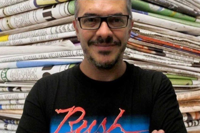 Tognolli era apaixonado por música e estudava violão clássico, composição e guitarra - (crédito: Reprodução/Facebook/Carlos Tognolli) Tognolli era apaixonado por música e estudava violão clássico, composição e guitarra - (crédito: Reprodução/Facebook/Carlos Tognolli)
