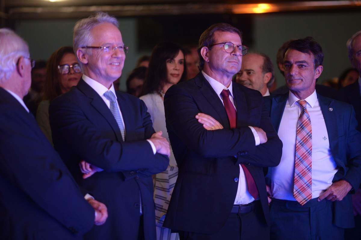  Lançamento do Caderno Direito e Justiça do Correio Braziliense contou com a presença do presidente do Correio, Guilherme Machado, o presidente do Tribunal de Justiça do Distrito Federal e dos Territórios (TJDFT), José Cruz Macedo e outras autoridades do poder judiciário.