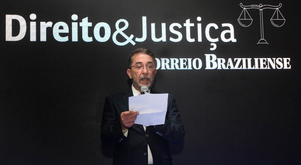  Lançamento do Caderno Direito e Justiça do Correio Braziliense contou com a presença do presidente do Correio, Guilherme Machado, o presidente do Tribunal de Justiça do Distrito Federal e dos Territórios (TJDFT), José Cruz Macedo e outras autoridades do poder judiciário.