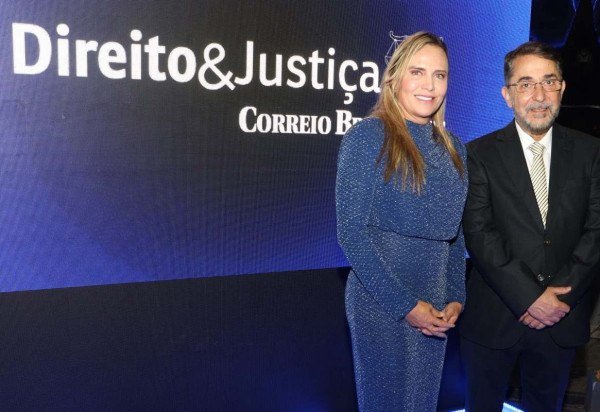  Lançamento do Caderno Direito&Justiça do Correio Braziliense contou com a presença do presidente do Correio, Guilherme Machado, o presidente do Tribunal de Justiça do Distrito Federal e dos Territórios (TJDFT), José Cruz Macedo e outras autoridades do poder judiciário. Na foto, a vice-governadora do DF, Celina Leão.