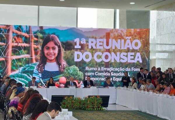 Victor Correia/CB/D.A Press