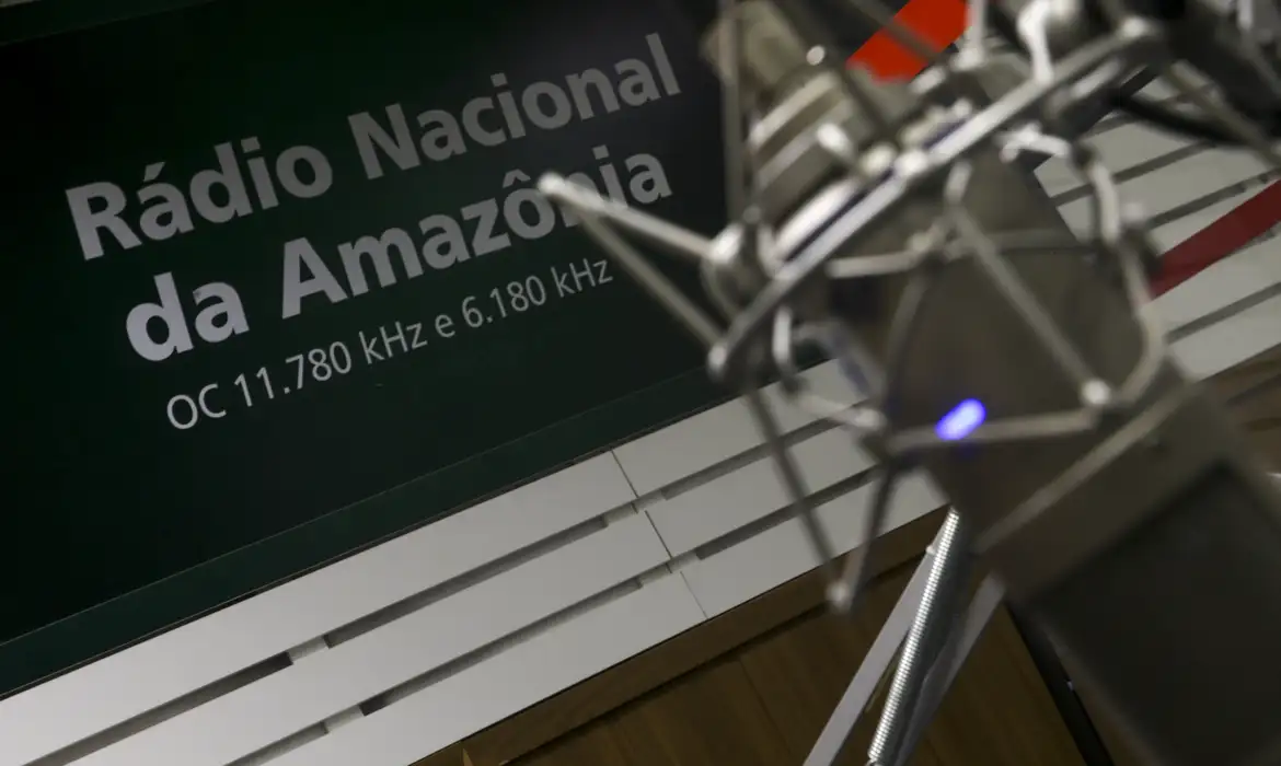 Rádio na Amazônia pode ser aliada no combate a desigualdades -  (crédito: EBC)