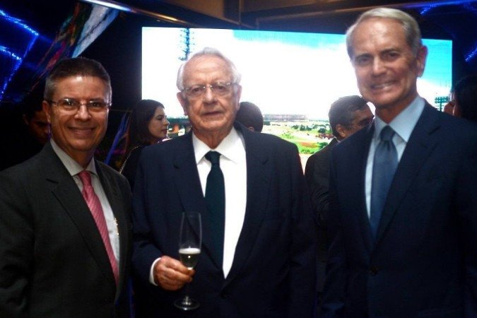  Ministro do TCU Antonio Anastasia, ex-presidente do STF Carlos Velloso e o empresário e advogado Paulo Octávio
