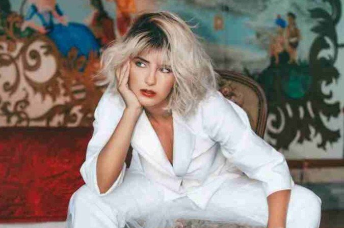 Um visual monocromático nunca sai de moda