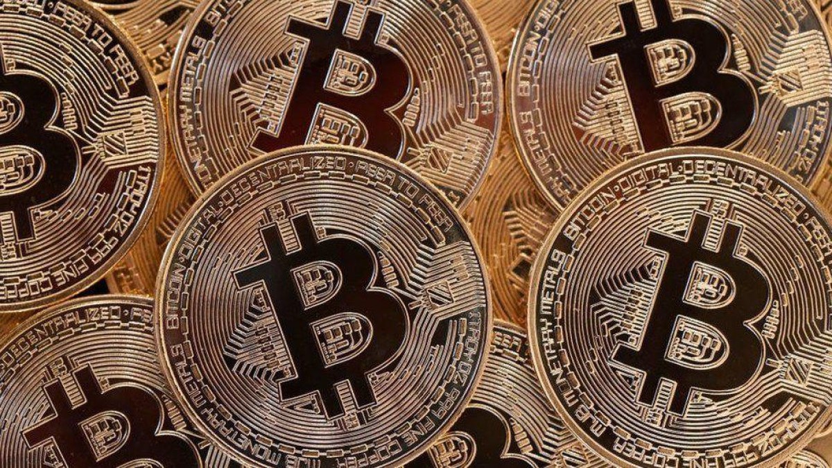 O que está por trás de recorde histórico do preço do bitcoin