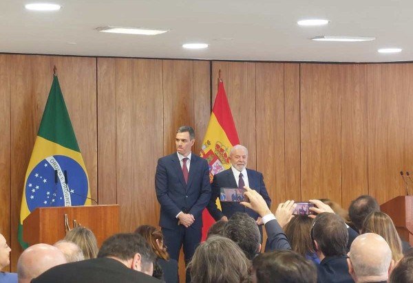 Victor Correia/CB/D.A.Press