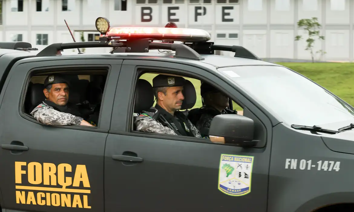 Policiais intensificam buscas a fugitivos perto de parque nacional -  (crédito: EBC)