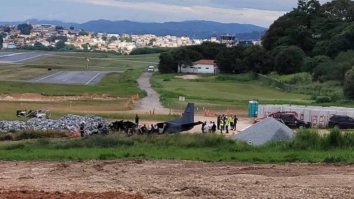 Avião da PF que caiu em BH realizou voos testes nos últimos dois dias