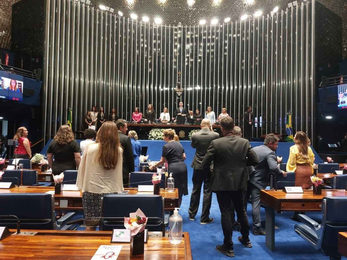 Presidente do Senado, Rodrigo Pacheco, participou da abertura da cerimônia, ao lado de senadoras da bancada feminina