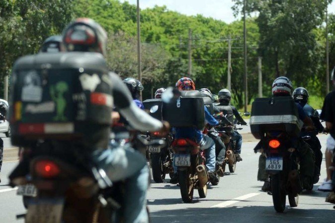 08/03/2024 Credito: Ed Alves/CB/DA.Press. Brasil. Cortejos homenageiam policiais federais vítimas de acidente aéreo