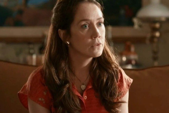 Dona Patroa (Camila Morgado) em cena de Renascer - (crédito: Reprodução/TV Globo) Dona Patroa (Camila Morgado) em cena de Renascer - (crédito: Reprodução/TV Globo)