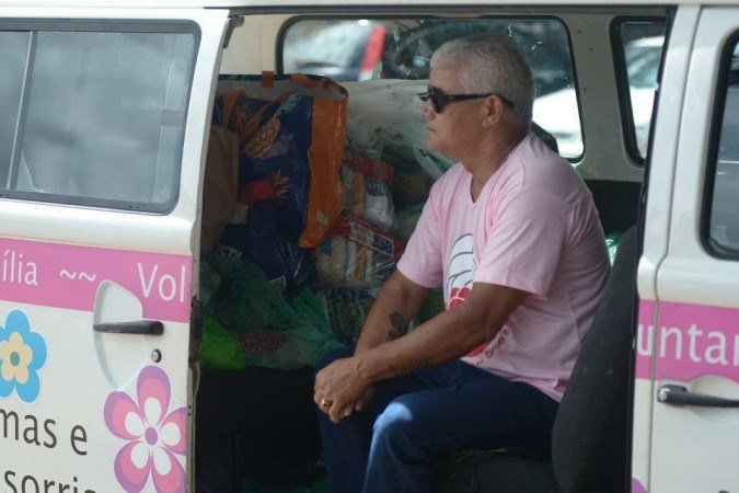  10/03/2024 Credito: Ed Alves/CB/DA.Press. Cidades. Velório e Enterro de Vera Lúcia, coordenadora da Rede Feminina de Combate ao Câncer do DF.