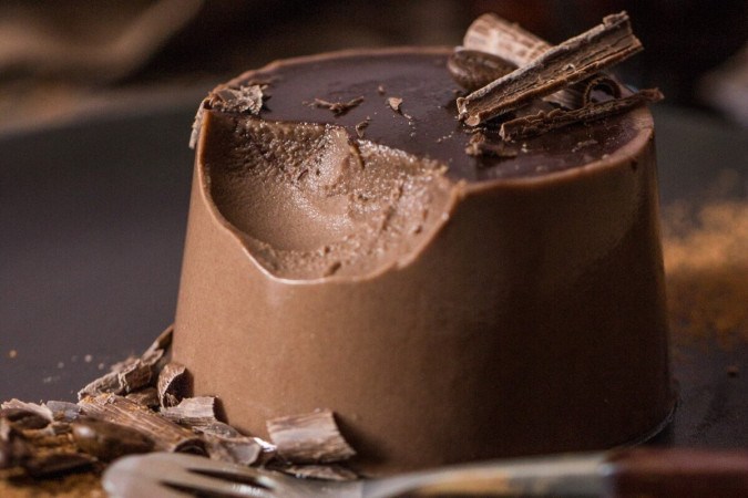 Flan de chocolate (Imagem: Elena Lapshina | Shutterstock) -  (crédito: EdiCase - Culinaria -> Diversão e Arte)