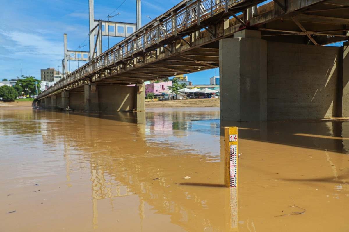 Nível do Rio Acre cai após maior enchente em 50 anos