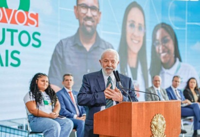 Lula afirmou que a meta é chegar a um total de mil institutos até o fim de seu mandato -  (crédito: Ricardo Stuckert)