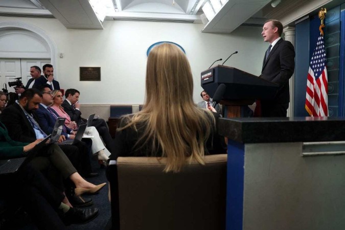 O Conselheiro de Segurança Nacional dos EUA, Jake Sullivan, fala em uma coletiva de imprensa na Casa Branca em 12 de março em Washington       -  (crédito: Kevin Dietsch / GETTY IMAGES NORTH AMERICA / Getty Images via AFP)