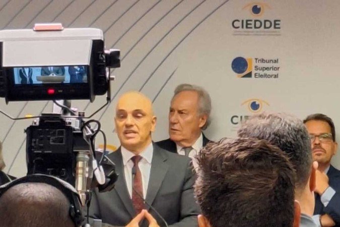 Presidente do TSE e ministro do STF, Alexandre de Moraes discursa na abertura dos trabalhos do Ciedde