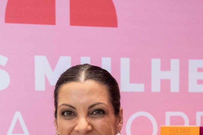 A autora acumula livros, roteiros e aparições no cinema e em programas de televisão