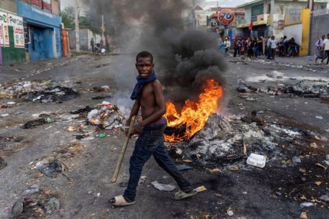 Desde a morte do Presidente Jovenel Moïse, a população haitiana tem sido cercada pela violência de gangues -  (crédito: Getty Images)