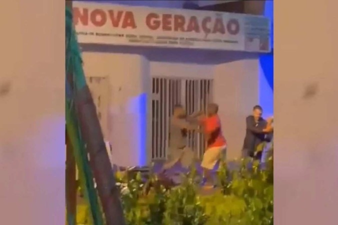 PM em Itumbiara atira em entregador  -  (crédito: Reprodução/Redes sociais)