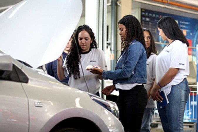 O Serviço Nacional de Aprendizagem Industrial do Distrito Federal (Senai-DF) divulga mais de três mil vagas para qualificação profissional gratuita - (crédito: Dilvulgação SENAI) O Serviço Nacional de Aprendizagem Industrial do Distrito Federal (Senai-DF) divulga mais de três mil vagas para qualificação profissional gratuita - (crédito: Dilvulgação SENAI)