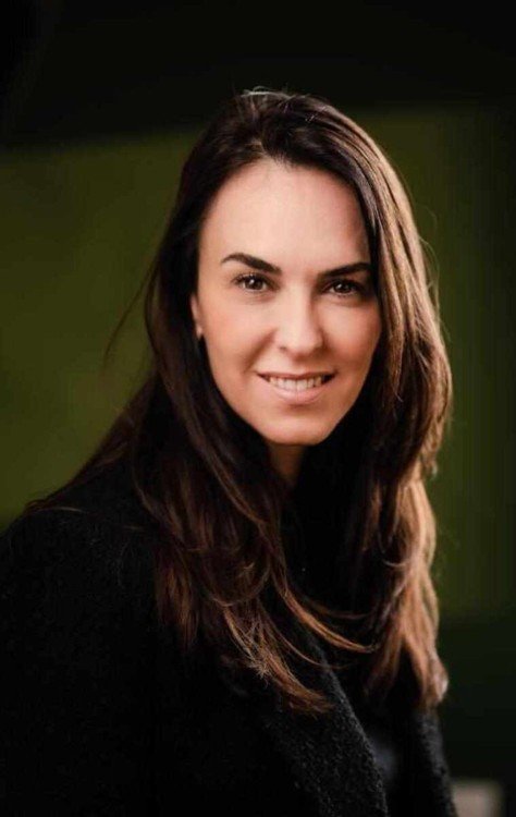 Renata Rivetti, diretora da Reconnect Happiness at Work, compartilha os resultados preliminares do projeto-piloto no Brasil Renata Rivetti, diretora da Reconnect Happiness at Work, compartilha os resultados preliminares do projeto-piloto no Brasil