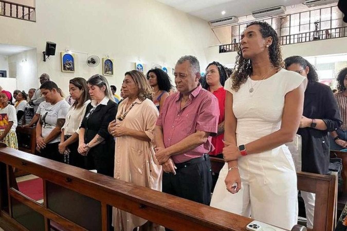 Anielle Franco e a mãe acompanharam a missa em homenagem aos seis anos da morte de Marielle Franco, no Rio de Janeiro (RJ) -  (crédito: Divulgação)