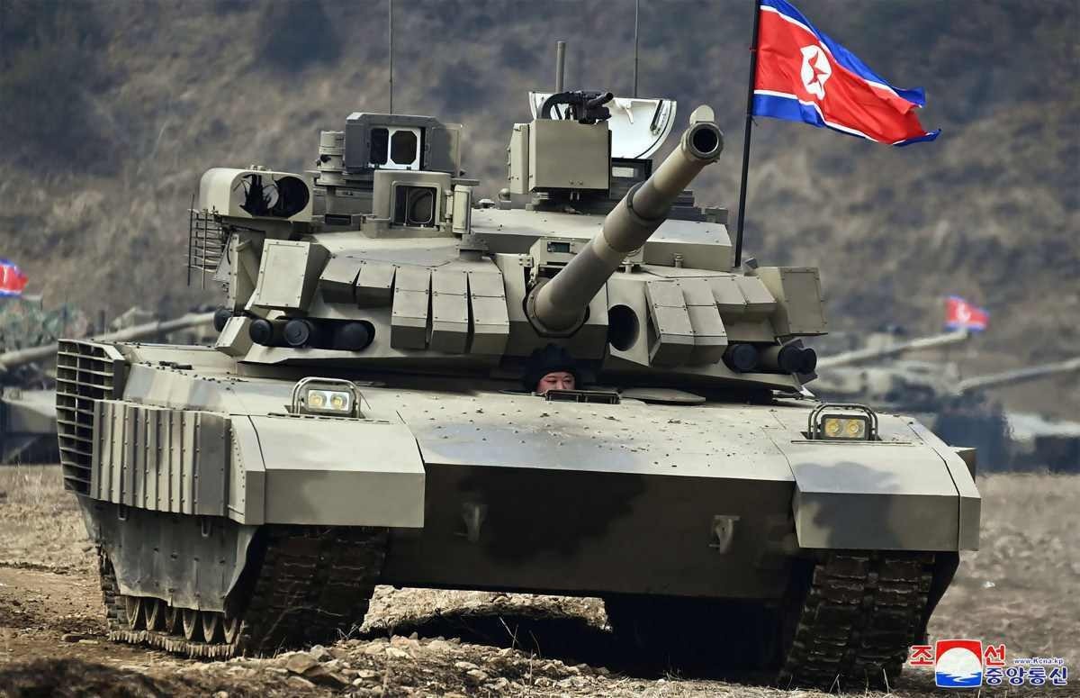 Kim Jong-un é visto dirigindo tanque de guerra na Coreia do Norte