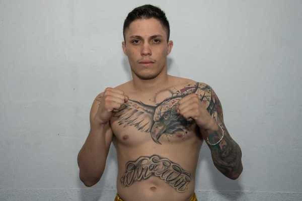 Lutador de MMA é morto a tiros enquanto trabalhava em oficina em Goiânia