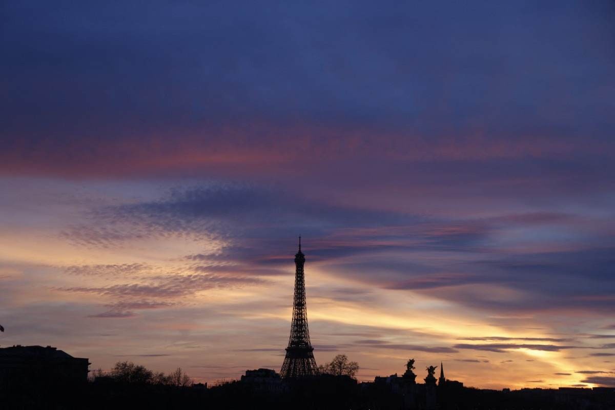 França desarticula rede colombiana de prostituição em Paris