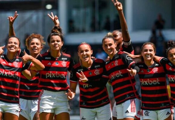  Time feminino do Flamengo - Divulga....o Paula Reis/Flamengo