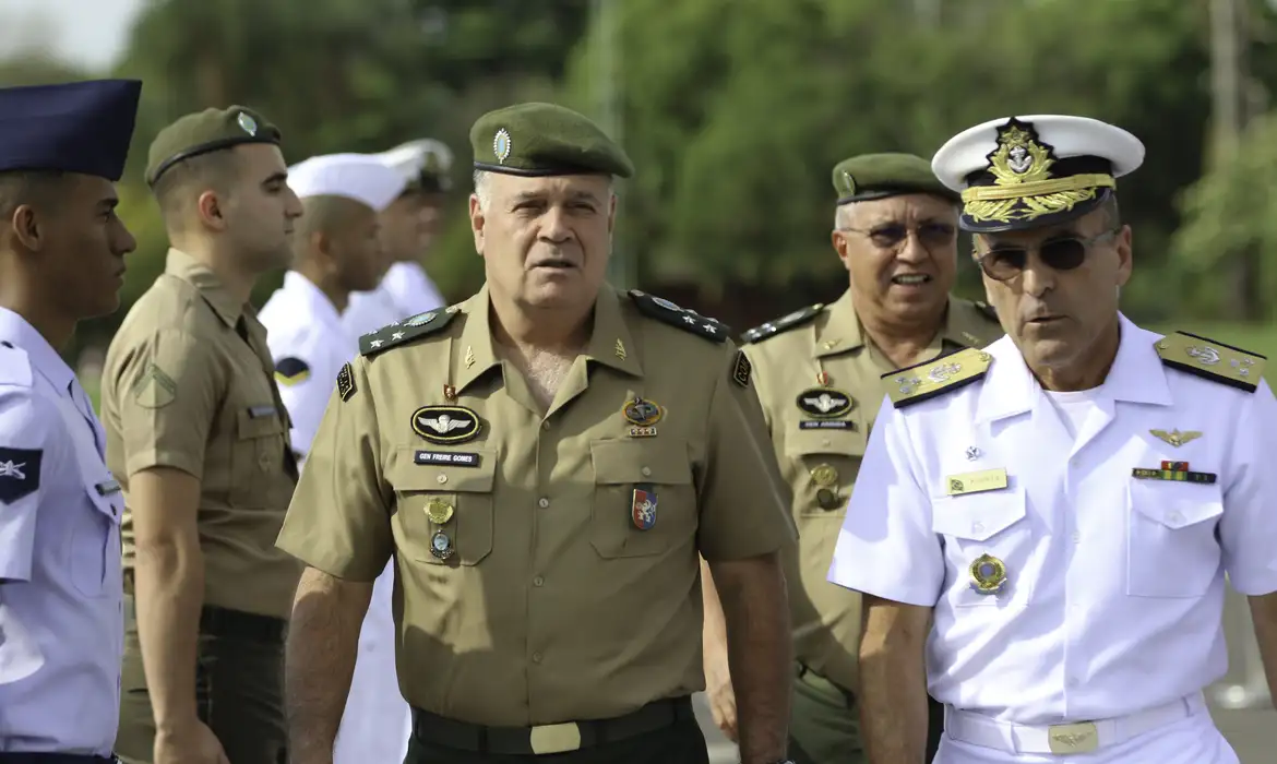 Ex-comandante do Exército confirma reunião com Bolsonaro sobre golpe -  (crédito: EBC)