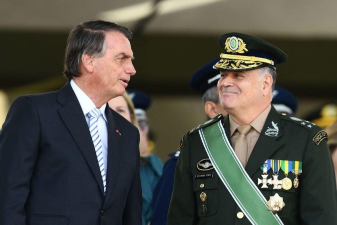 Comandante da aeronautica diz que general Marco Antônio Freire Gomes ameaçou prender Bolsonaro -  (crédito: Getty Images)