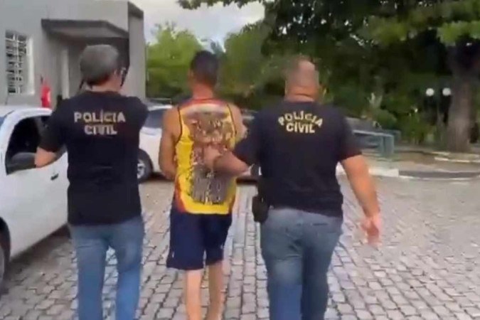 Polícia Civil de Pernambuco prende suspeito envolvido em ataque a ônibus do Fortaleza em fevereiro de 2024 -  (crédito: Polícia Civil de Pernambuco (PCPE) )