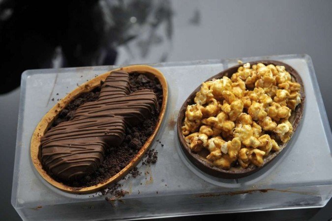  15/03/2024. Crédito: Minervino Júnior/CB/D.A Press. Brasil.  Brasilia - DF. Fabricação de chocolates caseiros e óvos de páscoa. Daniel Cross.