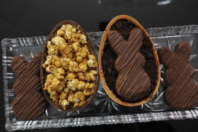  15/03/2024. Crédito: Minervino Júnior/CB/D.A Press. Brasil.  Brasilia - DF. Fabricação de chocolates caseiros e óvos de páscoa. Daniel Cross.