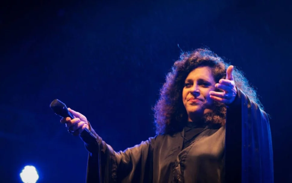 Gal Costa morreu em casa, aos 77 anos.  Ela havia dado uma pausa em shows, após passar por uma cirurgia para retirar um nódulo na fossa nasal direita. Relembre a trajetória dessa artista que está entre as maiores do Brasil e deixou saudade. Maria da Graça Costa Penna Burgos nasceu em 26 de setembro de 1945, em Salvador. -  (crédito: Felipe Souto Maior/Fundarpe/Divulgação)