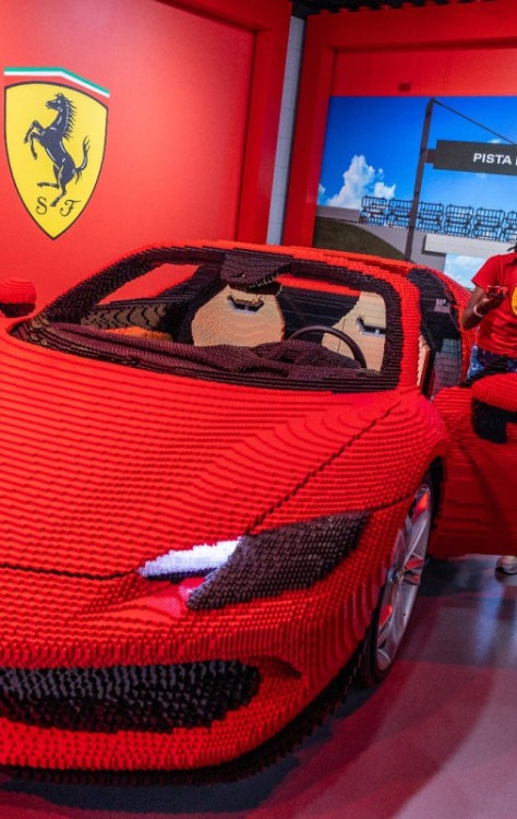 Legoland Florida: diversão em família com a novidade LEGO Ferrari Build and Race -  (crédito: Uai Turismo)