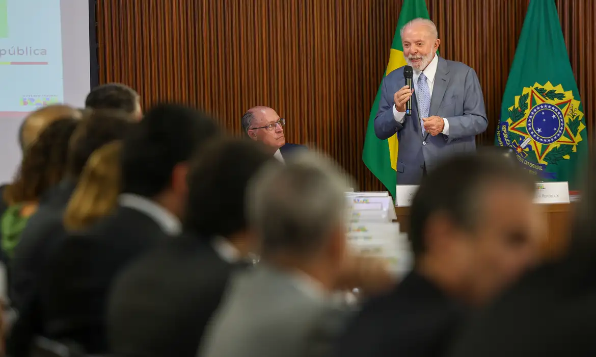 Presidente pede foco de ministros em programas já lançados -  (crédito: EBC)