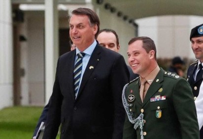As revelações de Cid abasteceram inquéritos contra Bolsonaro -  (crédito: Alan dos Santos/PR)