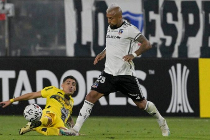 Arturo Vidal é dos principais jogadores do Colo-Colo, adversário do Fluminense -  (crédito:  AFP via Getty Images)