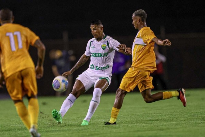 Brasiliense usou reservas e perdeu para time alternativo do Cuiabá pela partida de ida das quartas de final da Copa Verde -  (crédito: Cuiabá/Divulgação)