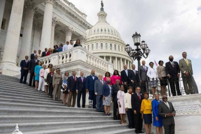 Atualmente, a Bancada Negra do Congresso dos Estados Unidos tem 58 membros, sendo 55 deputados e 3 senadores -  (crédito: Divulgação/Congressional Black Caucus)
